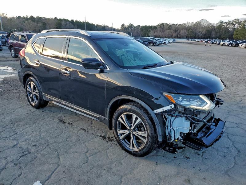 Фото 4 - NISSAN ROGUE