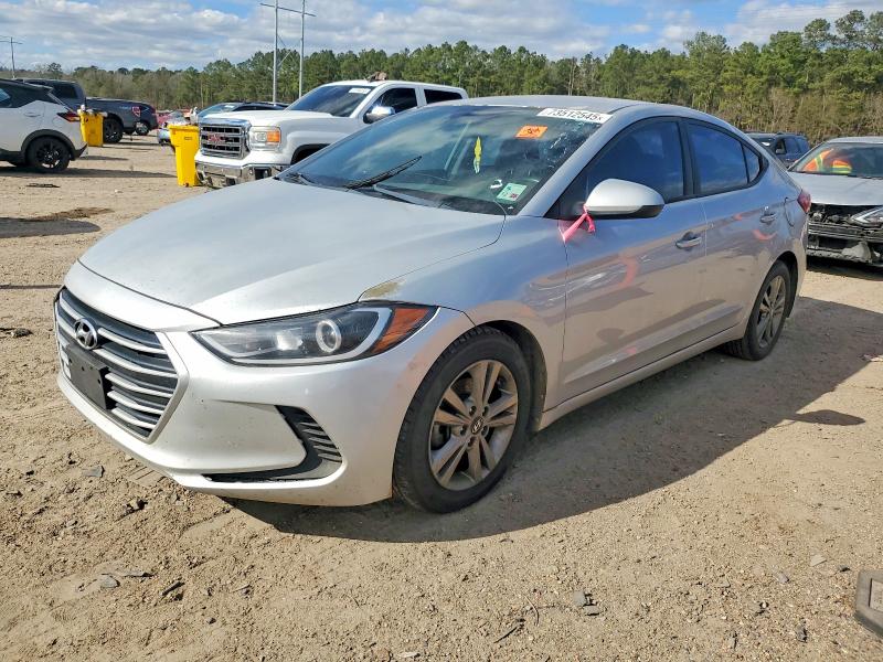 Фото 1 - HYUNDAI ELANTRA