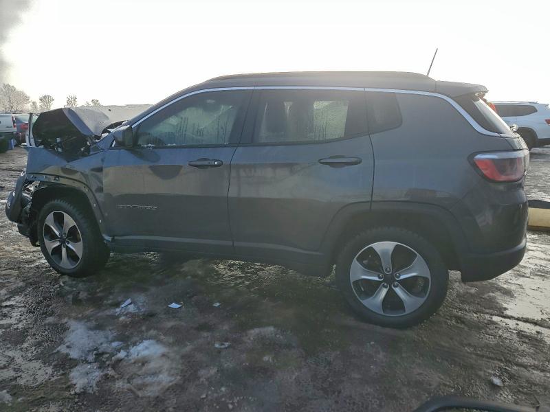 Фото 2 - JEEP COMPASS