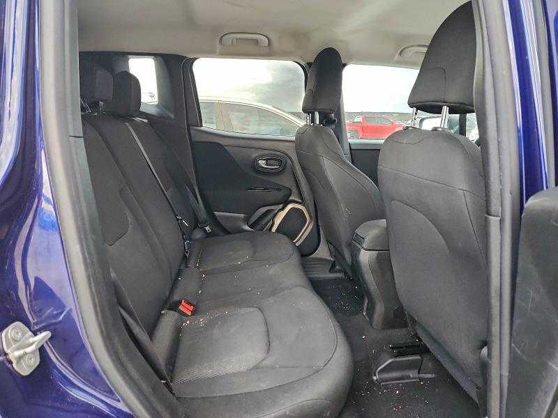 Фото 10 - JEEP RENEGADE