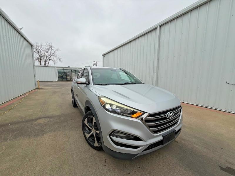 Фото 1 - HYUNDAI TUCSON