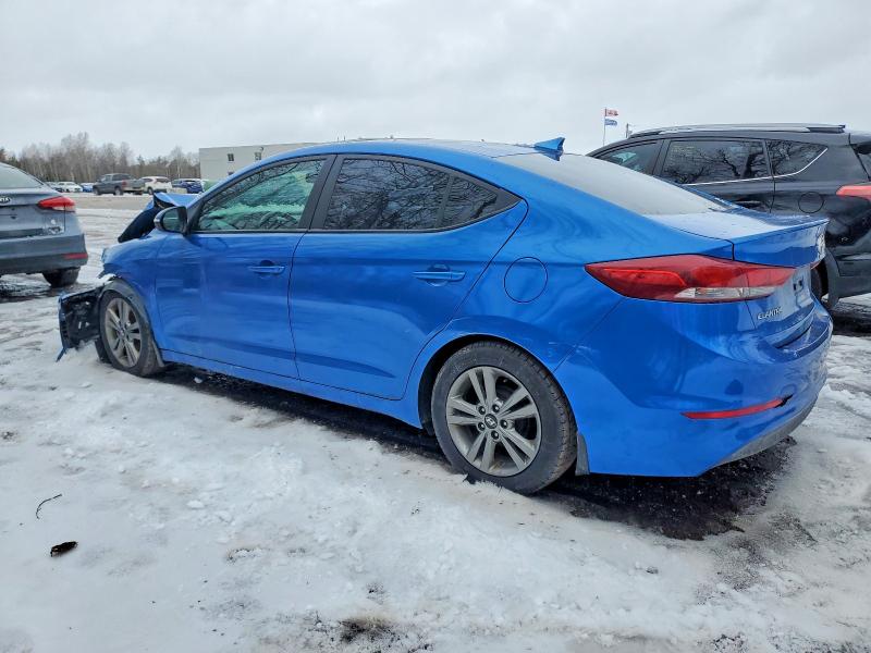 Фото 2 - HYUNDAI ELANTRA