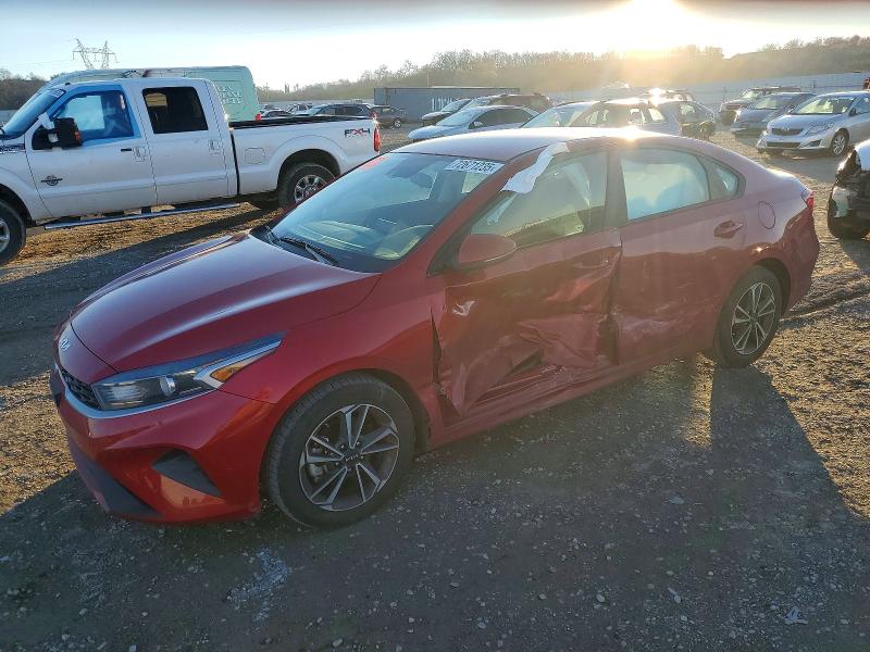 Фото 1 - KIA FORTE