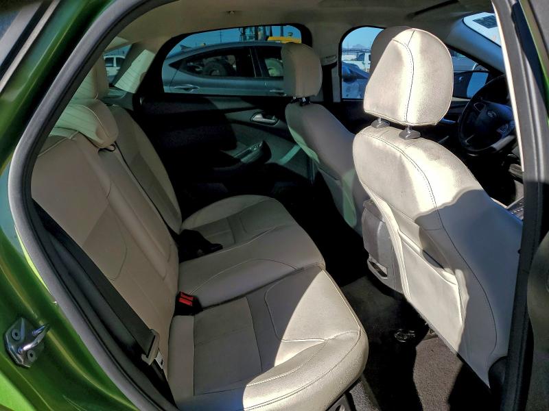 Фото 10 - FORD FOCUS