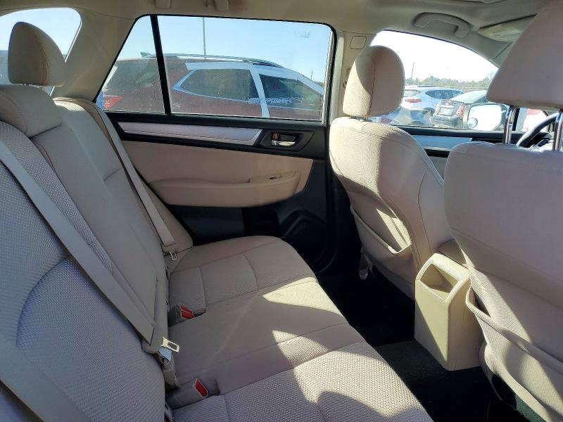 Фото 10 - SUBARU OUTBACK