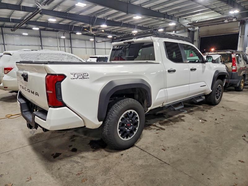 Фото 3 - TOYOTA TACOMA