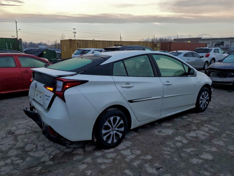 Фото 3 - TOYOTA PRIUS