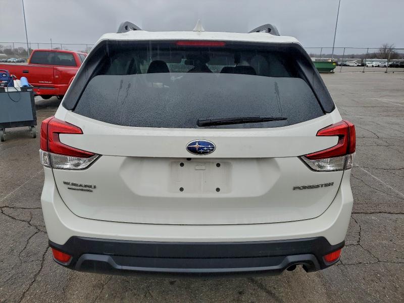 Фото 6 - SUBARU FORESTER