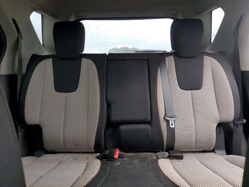 Фото 10 - CHEVROLET EQUINOX