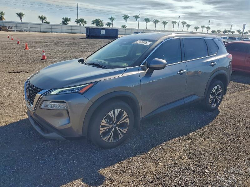 Фото 1 - NISSAN ROGUE