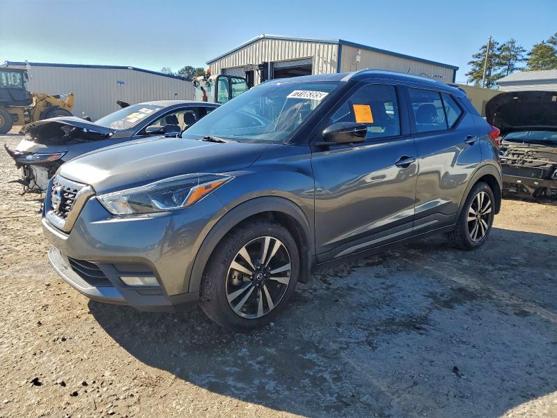 Фото 1 - NISSAN KICKS