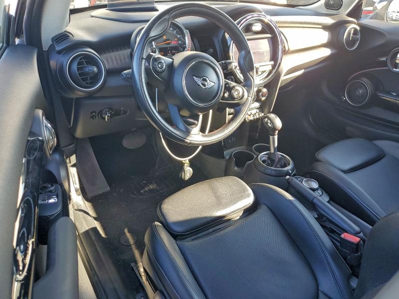 Фото 8 - MINI COOPER