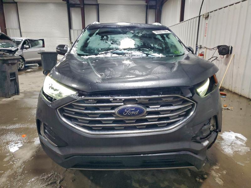 Фото 5 - FORD EDGE