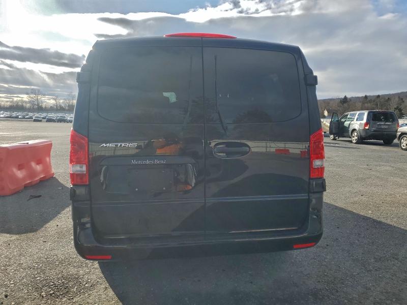 Фото 6 - MERCEDES-BENZ METRIS