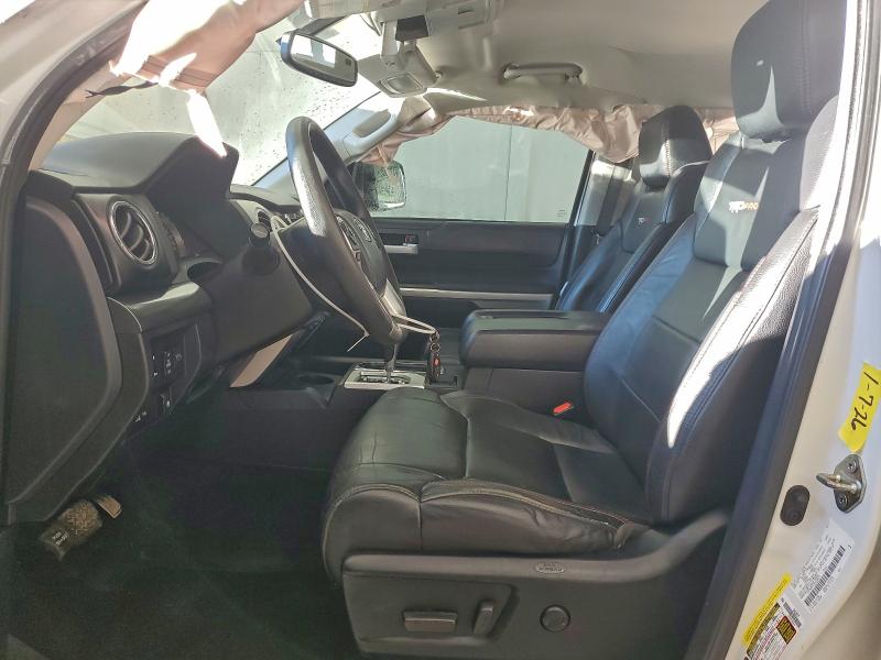 Фото 7 - TOYOTA TUNDRA