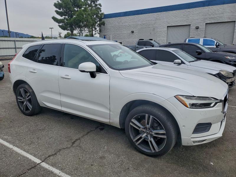 Фото 4 - VOLVO XC60