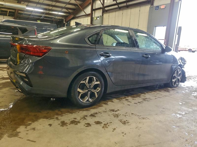 Фото 3 - KIA FORTE