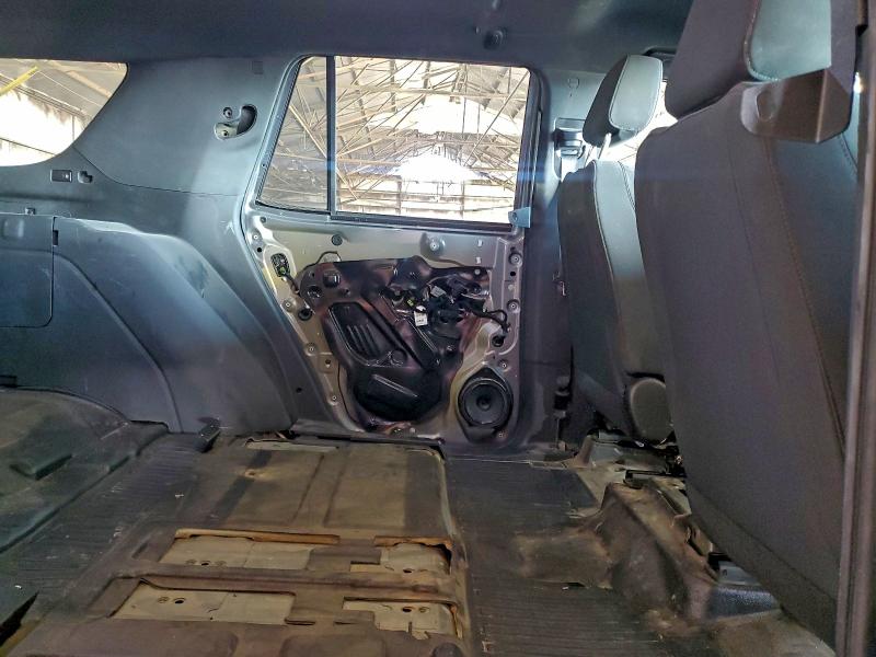 Фото 11 - CHEVROLET TAHOE