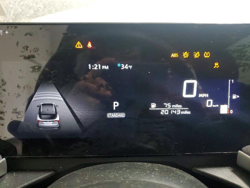 Фото 9 - NISSAN KICKS