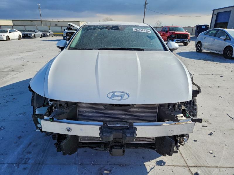 Фото 5 - HYUNDAI SONATA