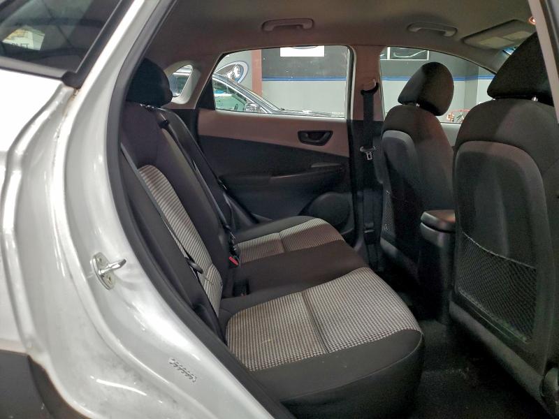 Фото 11 - HYUNDAI KONA