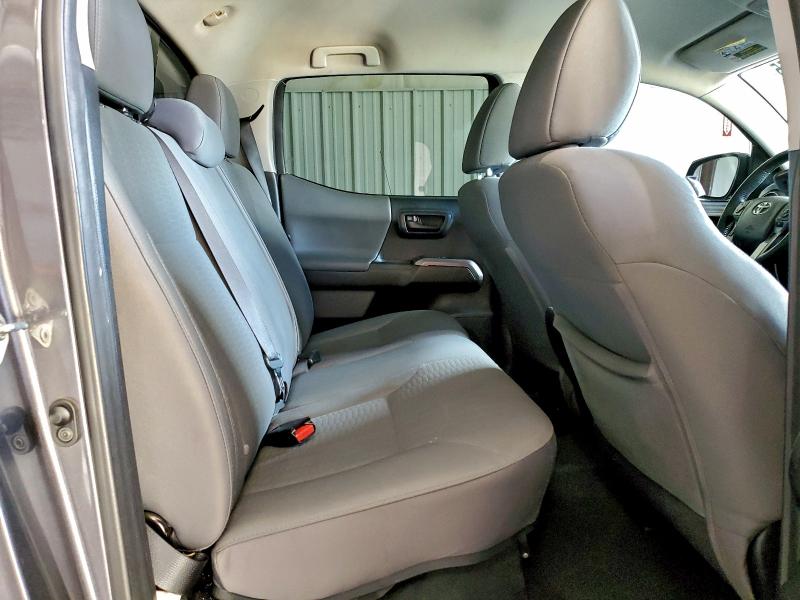 Фото 10 - TOYOTA TACOMA