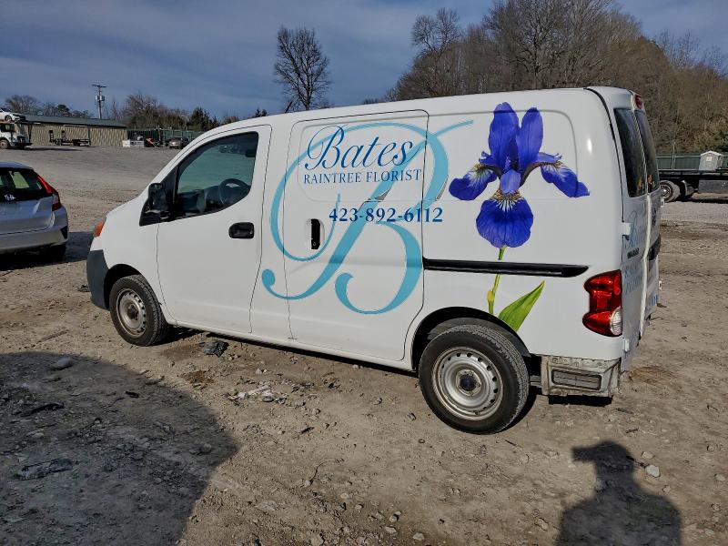 Фото 2 - NISSAN NV