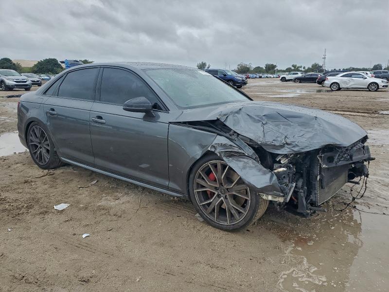 Фото 4 - AUDI S4/RS4