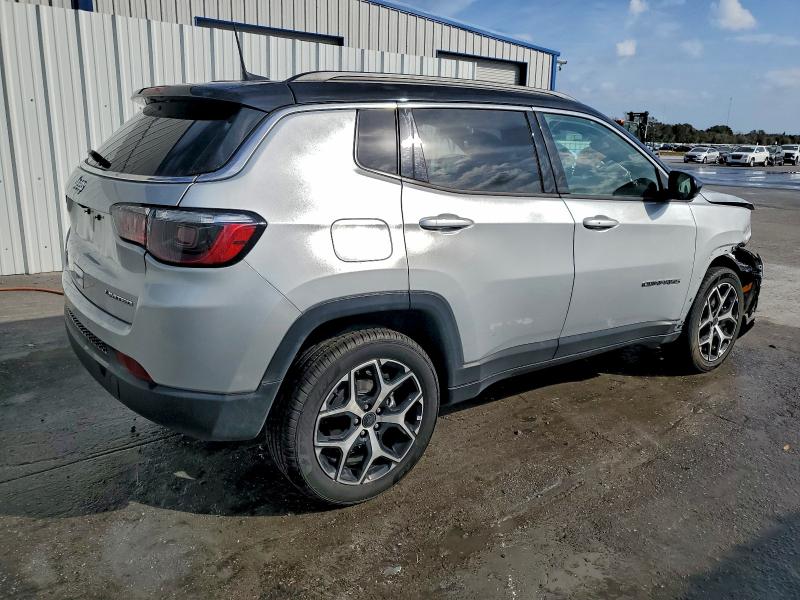 Фото 3 - JEEP COMPASS