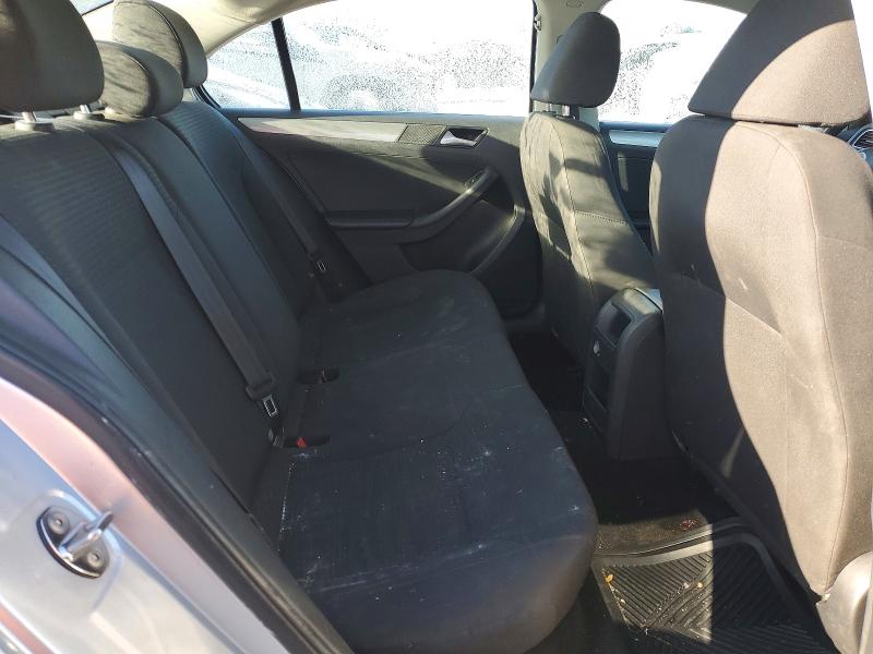 Фото 10 - VOLKSWAGEN JETTA