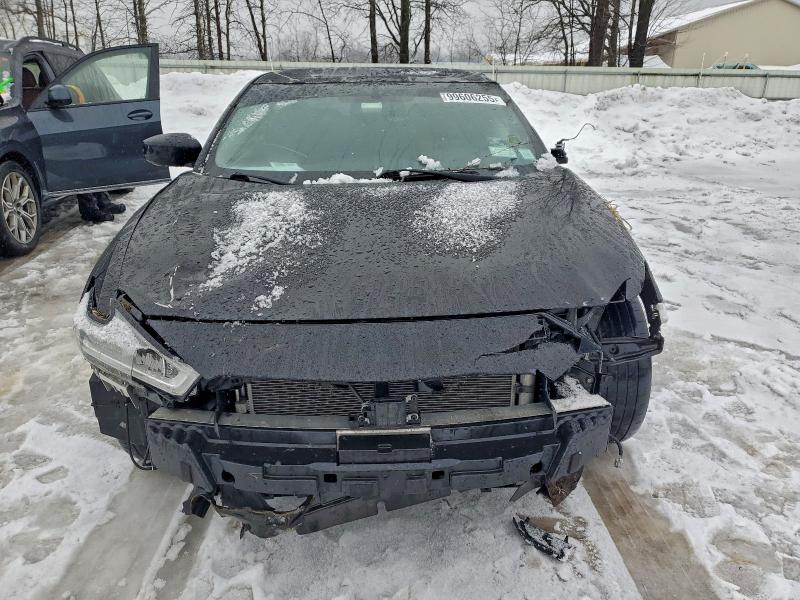 Фото 5 - NISSAN MAXIMA