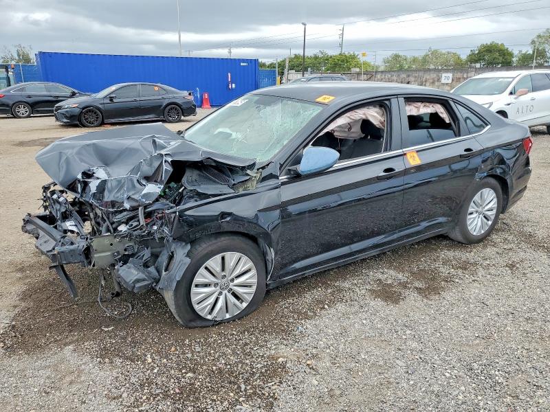 Фото 1 - VOLKSWAGEN JETTA