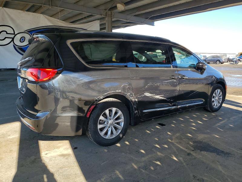 Фото 3 - CHRYSLER PACIFICA