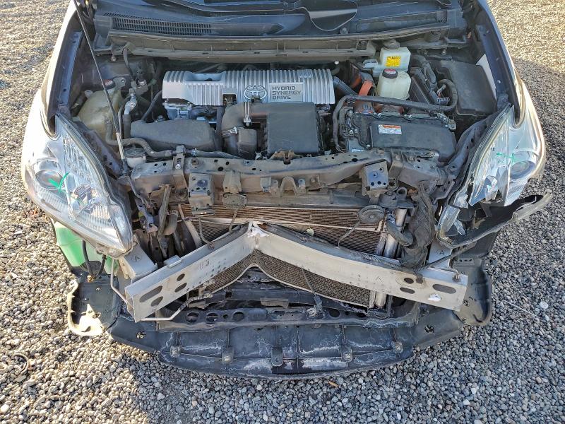 Фото 11 - TOYOTA PRIUS