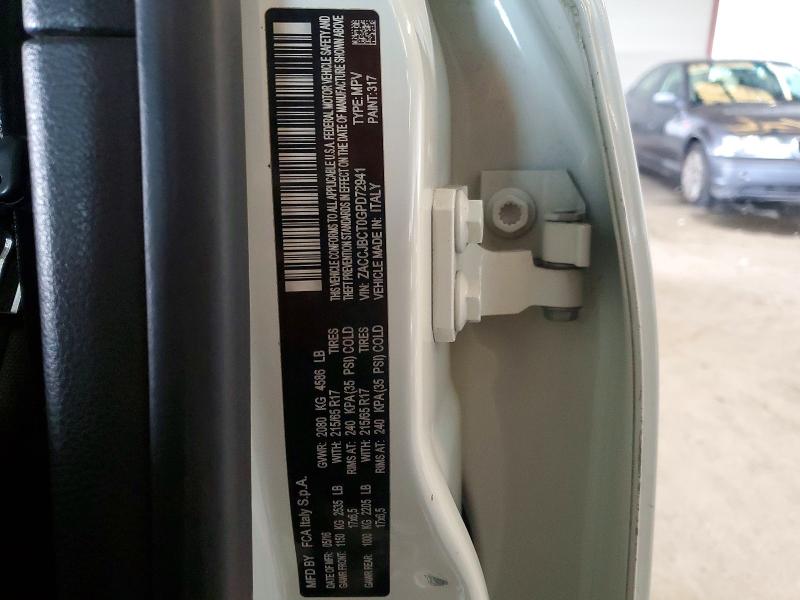 Фото 13 - JEEP RENEGADE