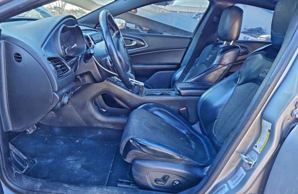 Фото 7 - CHRYSLER 200