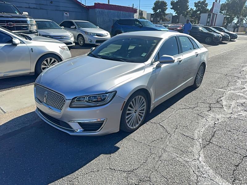 Фото 2 - LINCOLN MKZ