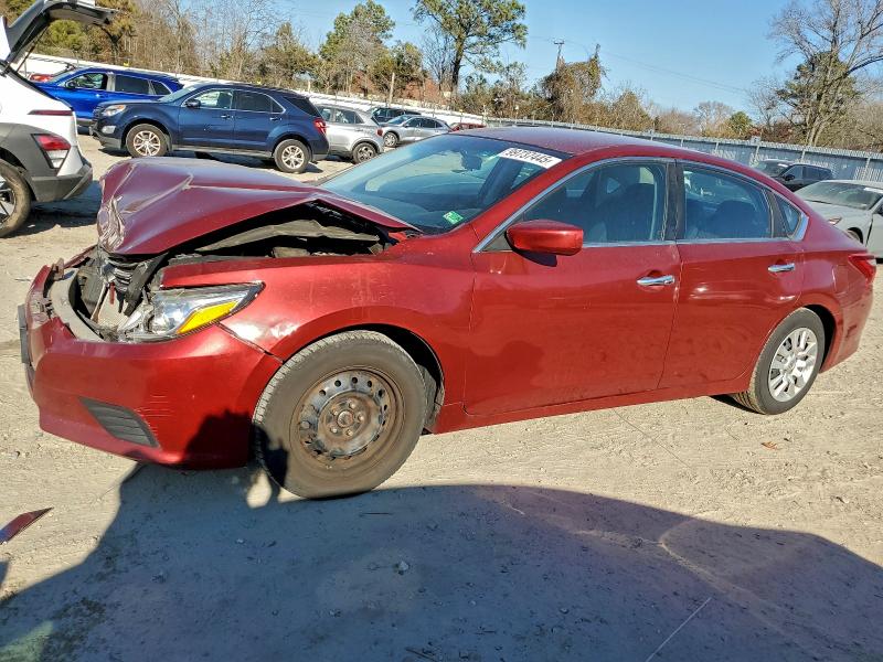 Фото 1 - NISSAN ALTIMA