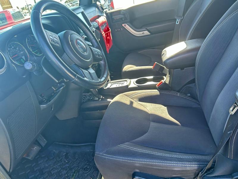 Фото 13 - JEEP WRANGLER