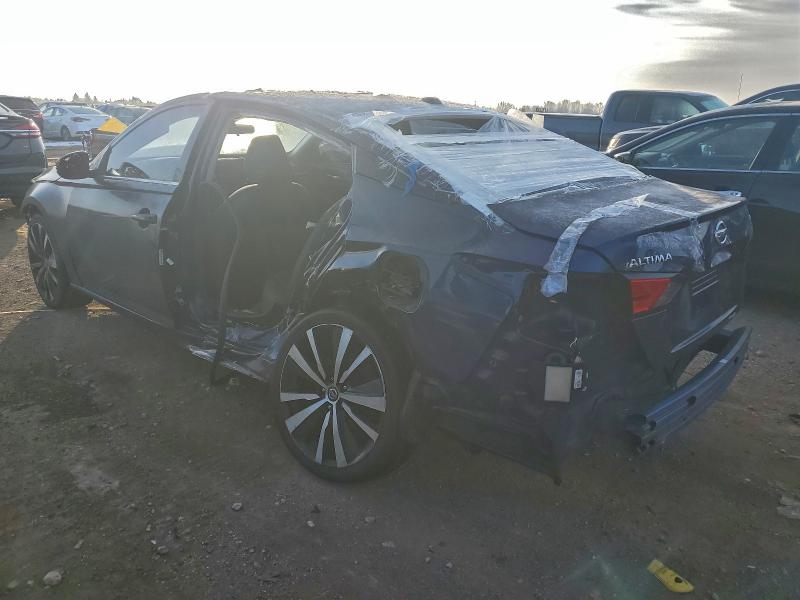 Фото 2 - NISSAN ALTIMA