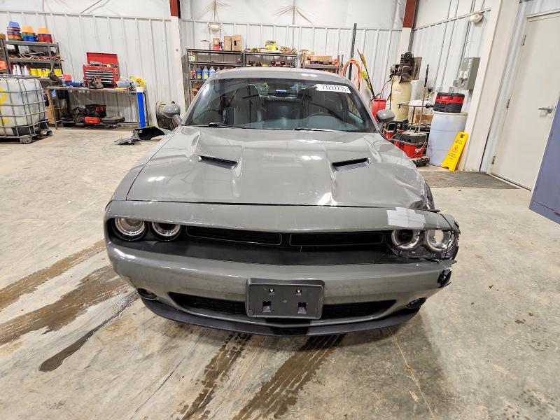 Фото 5 - DODGE CHALLENGER