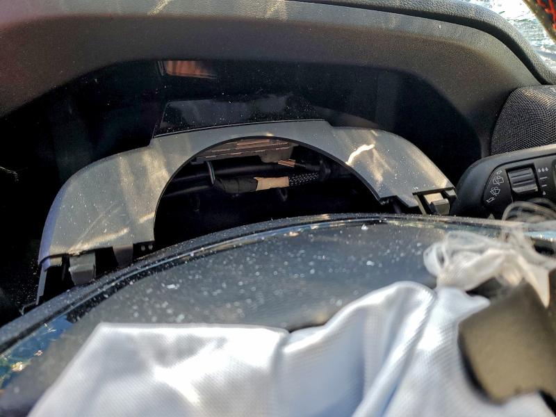 Фото 9 - FORD EXPLORER