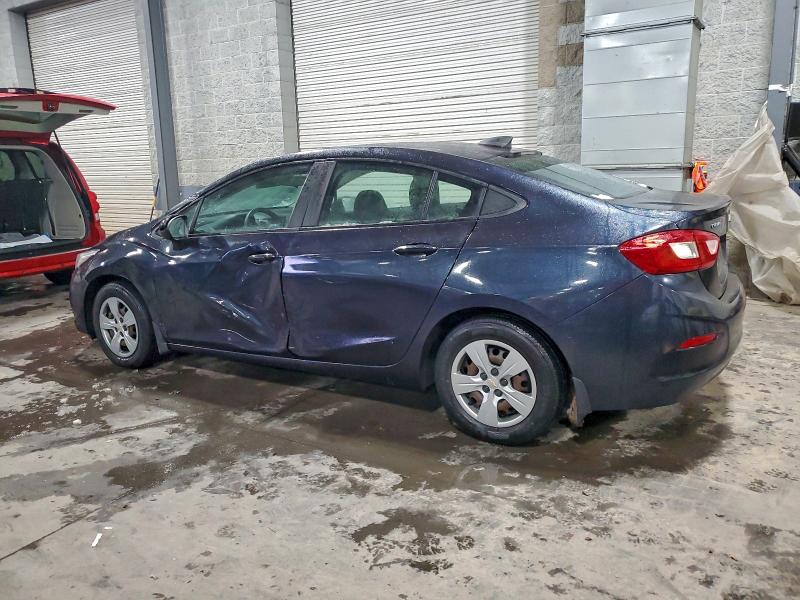 Фото 2 - CHEVROLET CRUZE