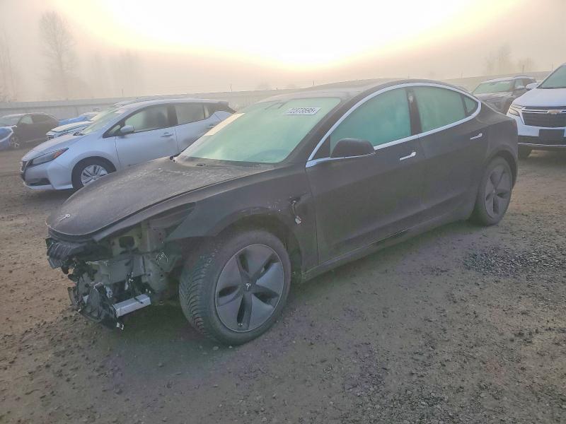 Фото 1 - TESLA MODEL 3