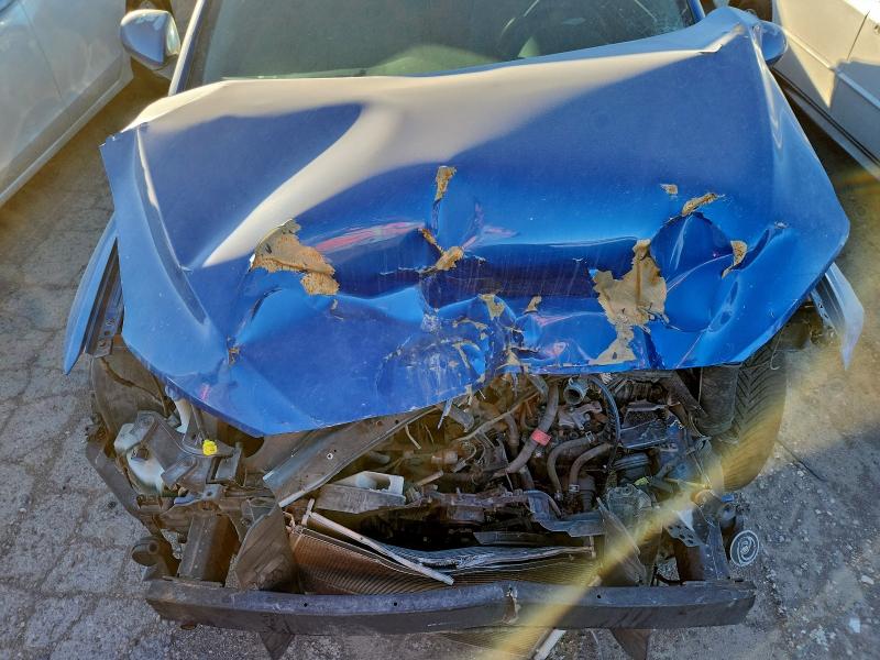 Фото 12 - HYUNDAI ELANTRA