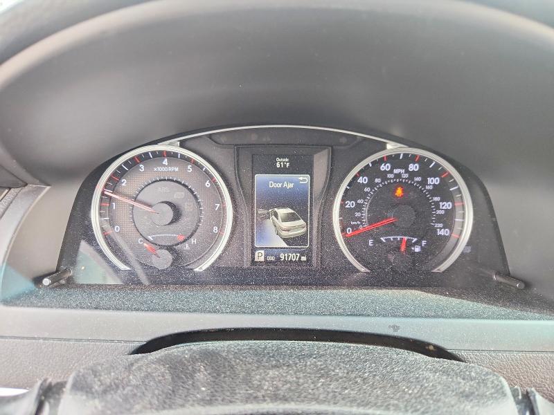 Фото 9 - TOYOTA CAMRY