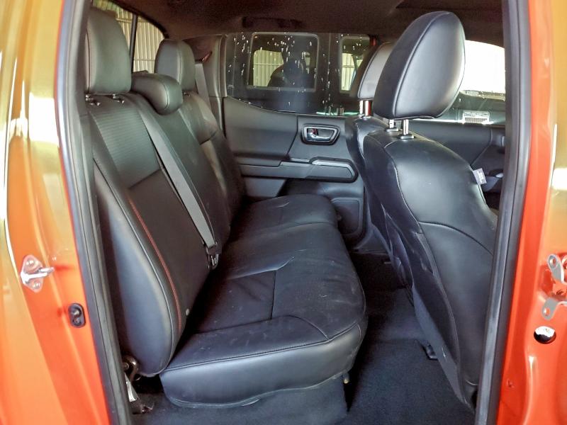 Фото 10 - TOYOTA TACOMA