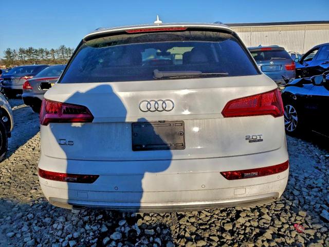 Фото 6 - AUDI Q5