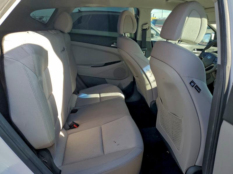 Фото 11 - HYUNDAI TUCSON