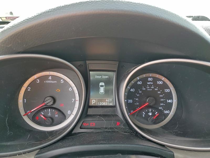 Фото 9 - HYUNDAI SANTA FE